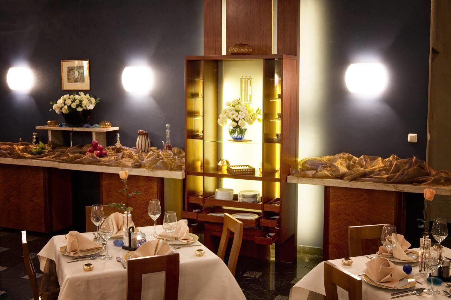 Classic Hotel Красков Ресторант снимка