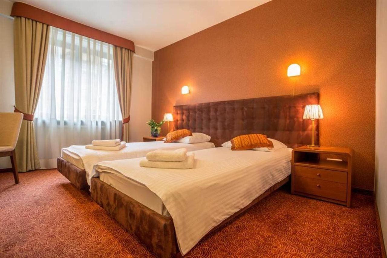 Classic Hotel Красков Екстериор снимка