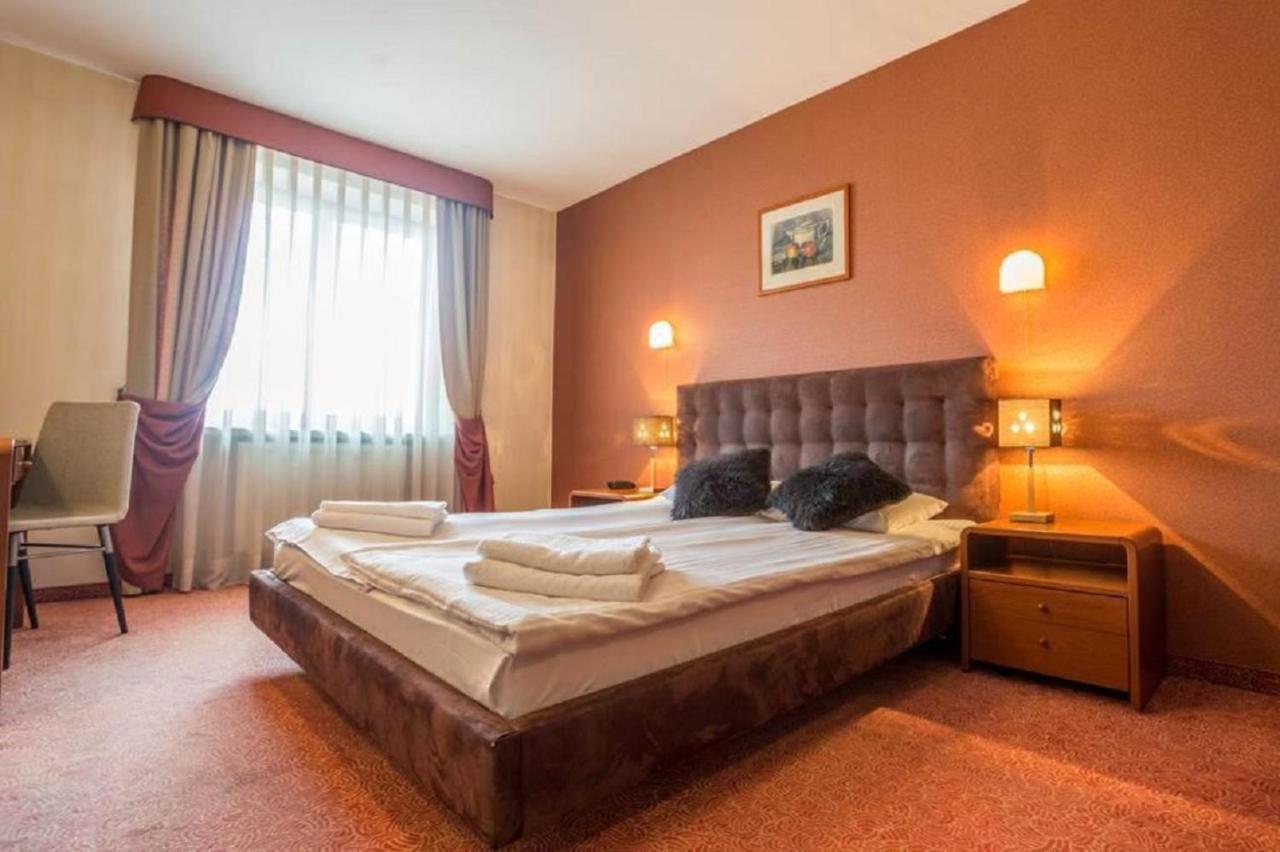 Classic Hotel Красков Екстериор снимка