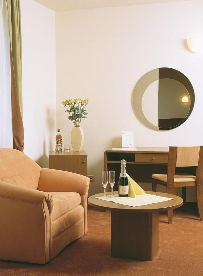 Classic Hotel Красков Екстериор снимка